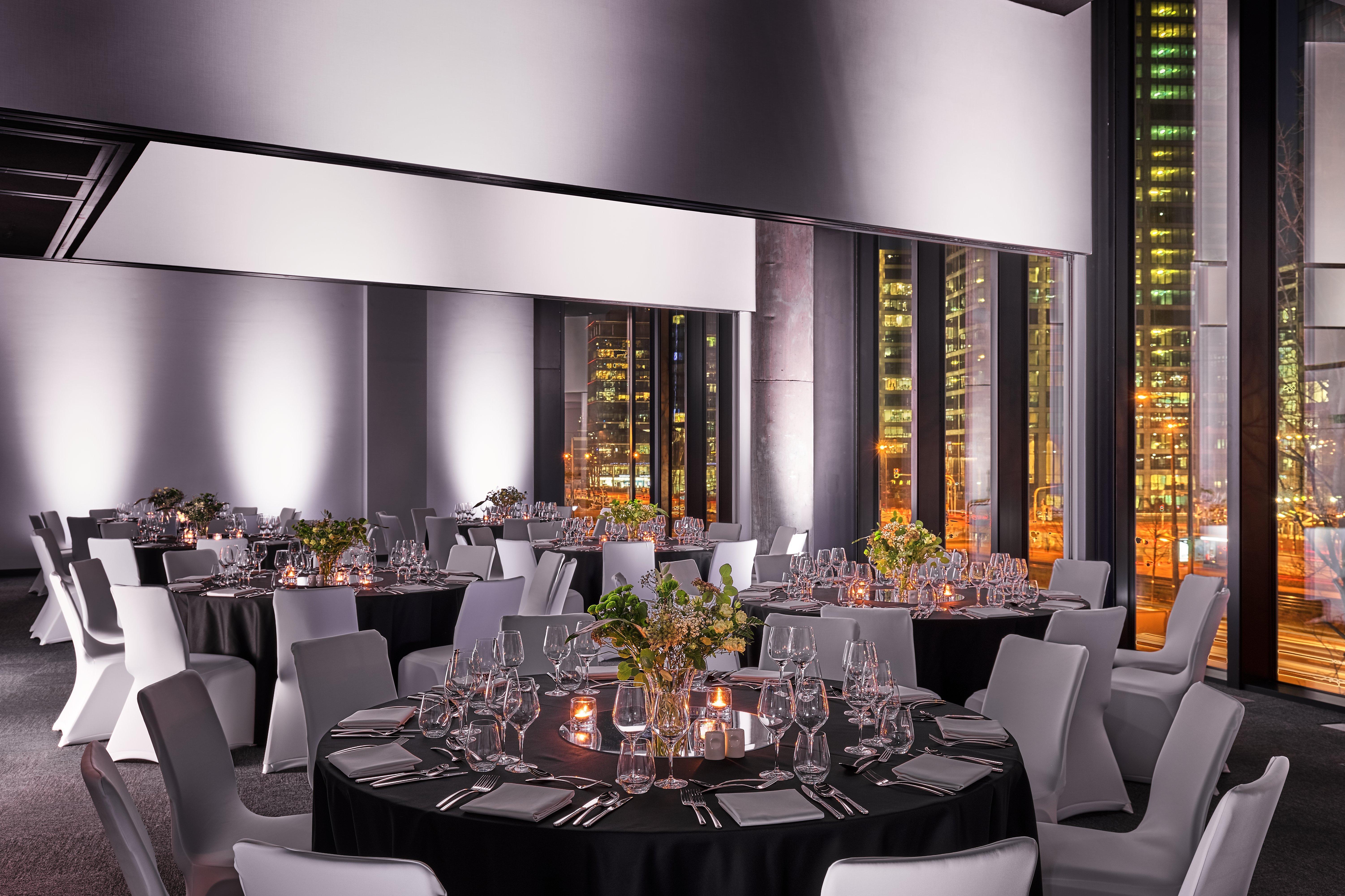 Hotel Crowne Plaza - Warsaw - The Hub By Ihg Exterior foto